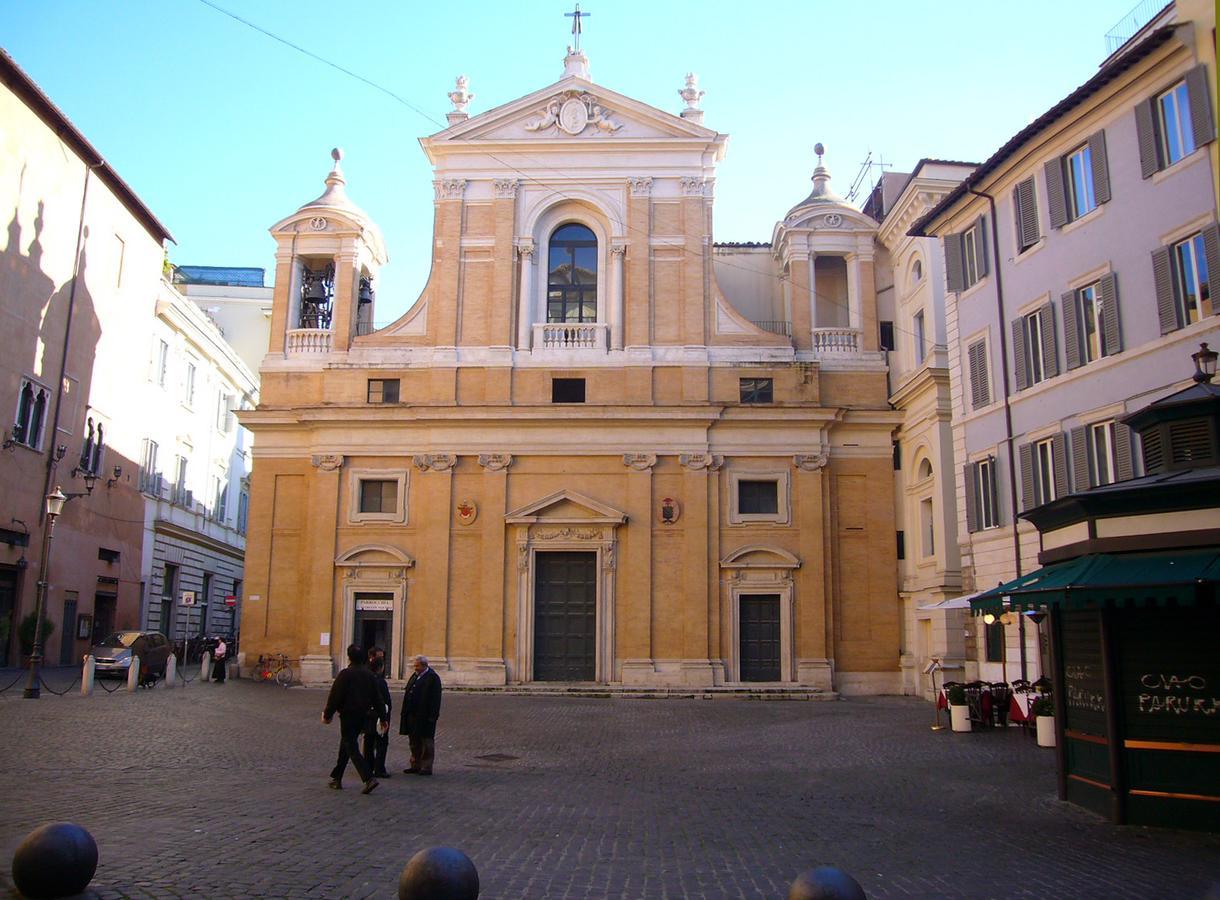Little Queen Pantheon Rom